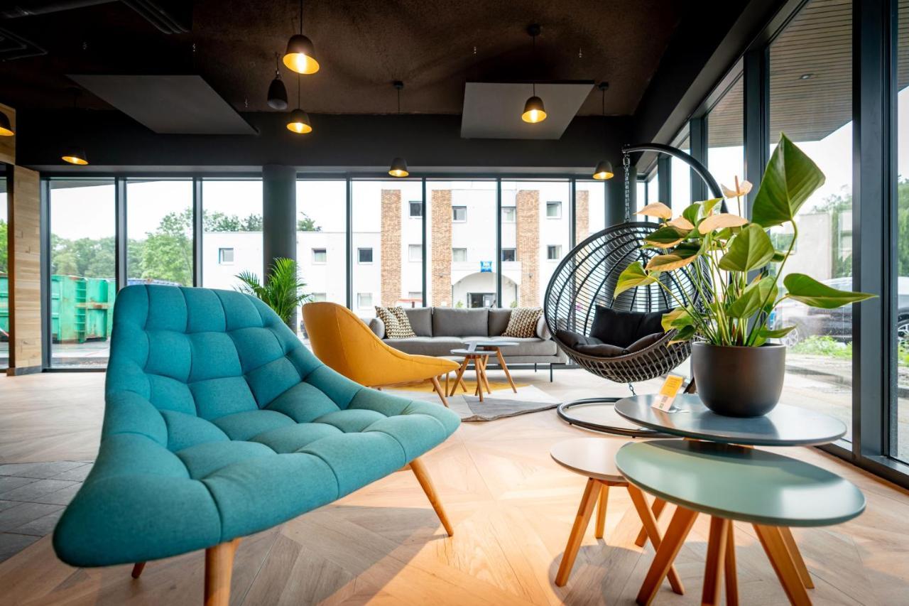 Ibis Budget Valenciennes Petite-Foret Exterior photo